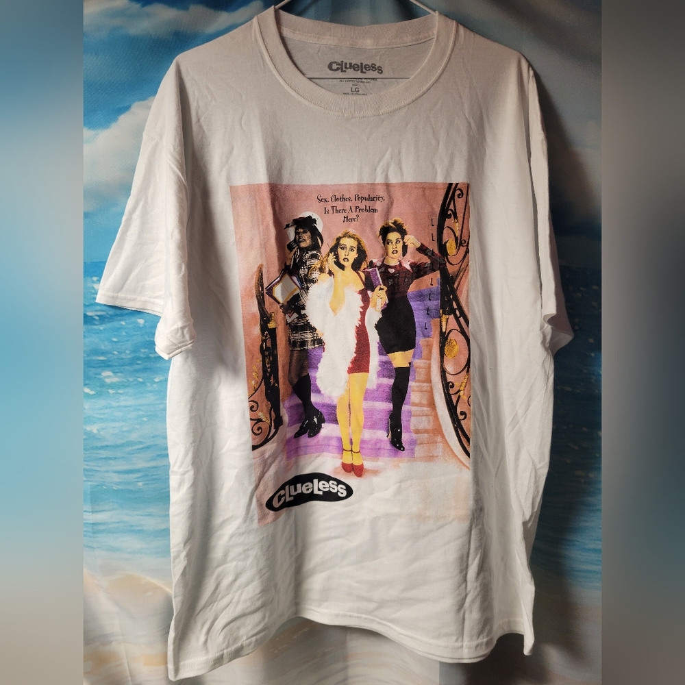 Clueless NWOT White Tshirt‎ Women's Size Large